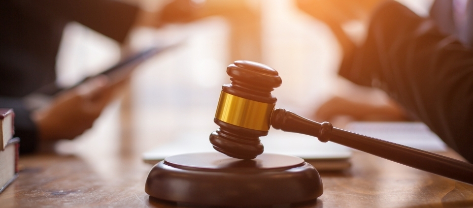 İzmir Avukat, İzmir Avukat Bürosu, İzmir Avukatları, İzmir Hukuk Bürosu, İzmir Avukat Firmaları, İzmir Avukat Fiyatları